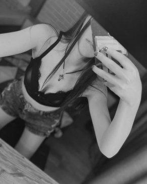 Vika, 23